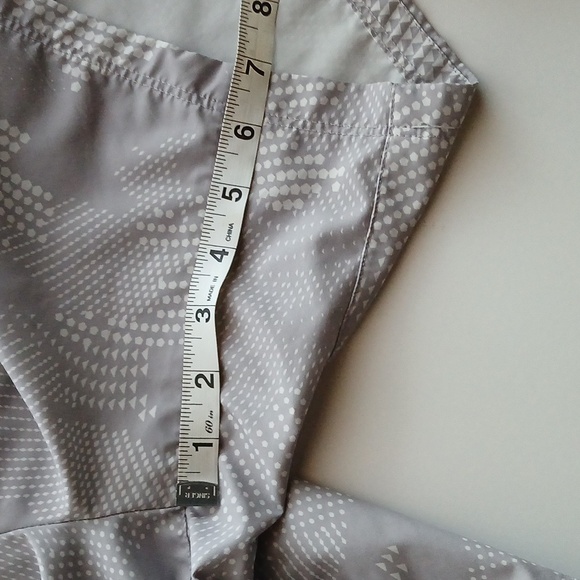 Nike Shorts Men’s Large Gray Swoosh - Picture 8 of 11